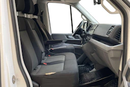 valkoinen Volkswagen Crafter 2023 kuva 11.