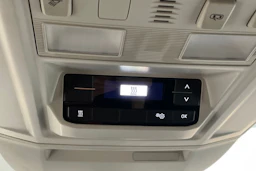 valkoinen Volkswagen Crafter 2023 kuva 24.