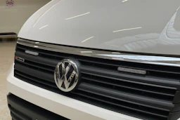 valkoinen Volkswagen Crafter 2023 kuva 28.