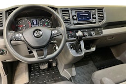harmaa Volkswagen Crafter 2023 kuva 9.