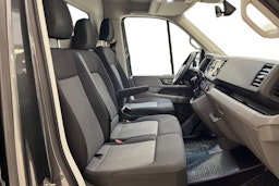 harmaa Volkswagen Crafter 2023 kuva 11.