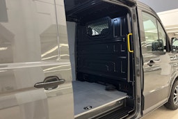 harmaa Volkswagen Crafter 2023 kuva 15.