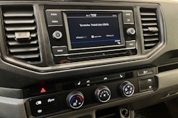 harmaa Volkswagen Crafter 2023 kuva 17.