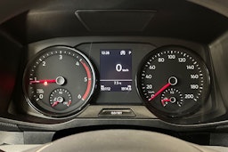 harmaa Volkswagen Crafter 2023 kuva 19.