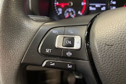 valkoinen Volkswagen Crafter 2023 kuva 20.