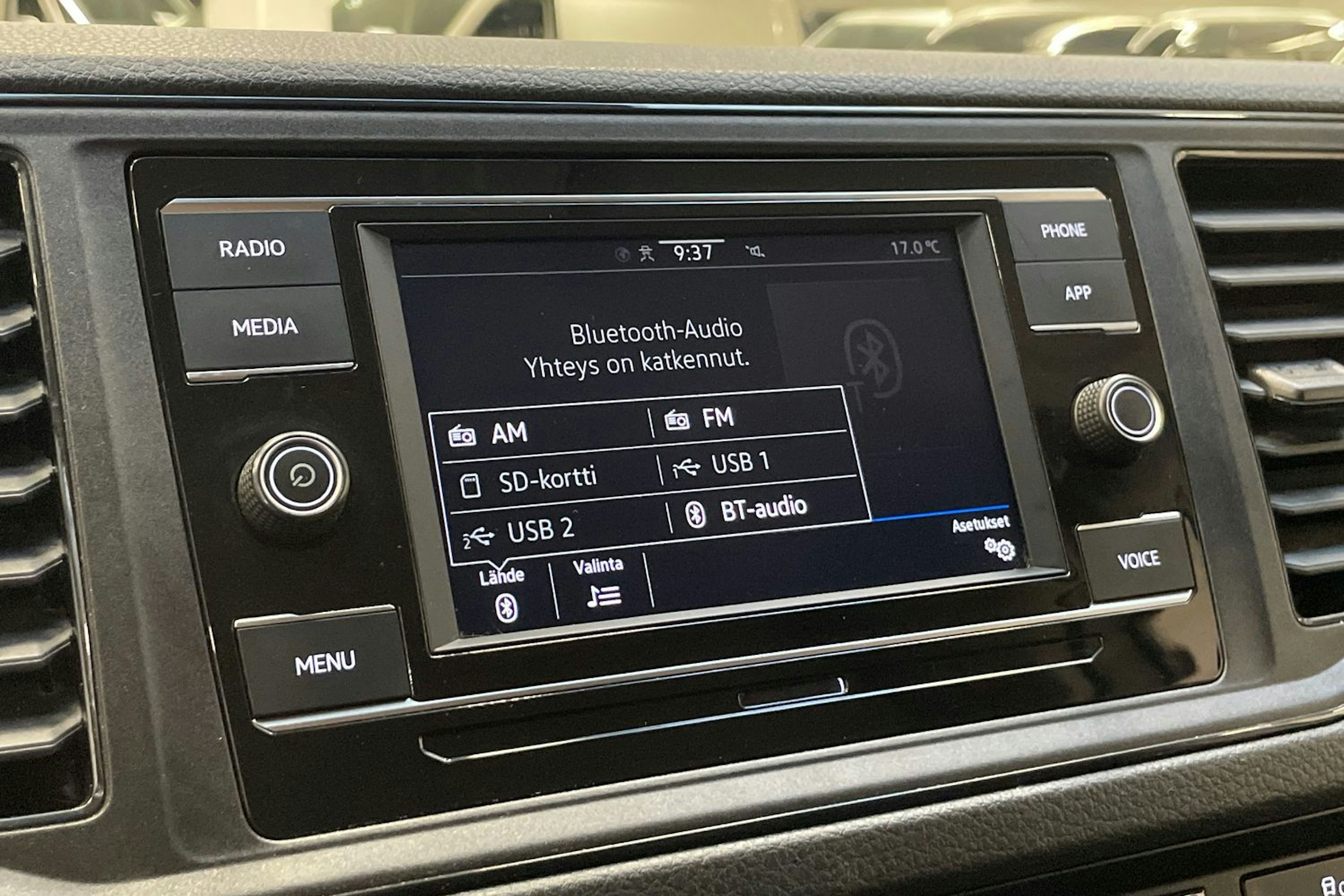 valkoinen Volkswagen Crafter 2023 kuva 23.