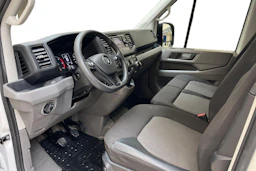 valkoinen Volkswagen Crafter 2023 kuva 8.