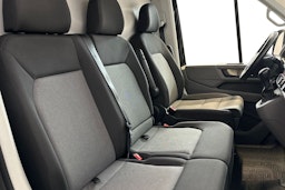 musta Volkswagen Crafter 2023 kuva 11.