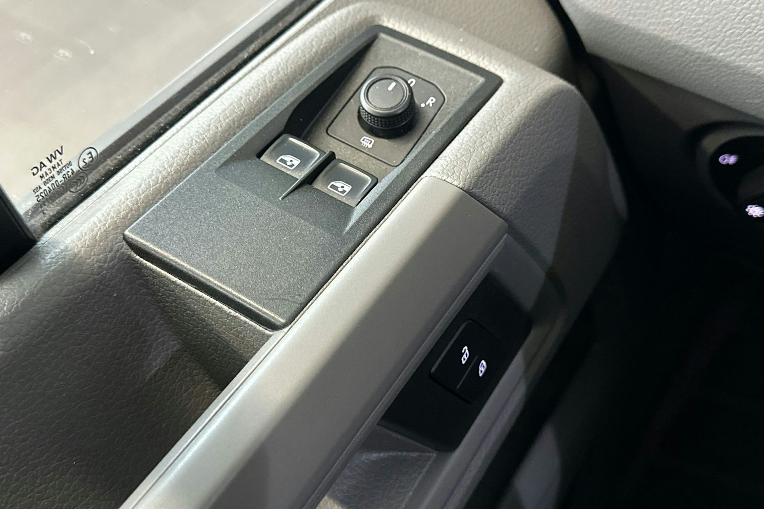 musta Volkswagen Crafter 2023 kuva 15.