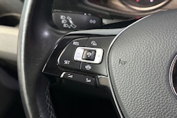 musta Volkswagen Crafter 2023 kuva 17.