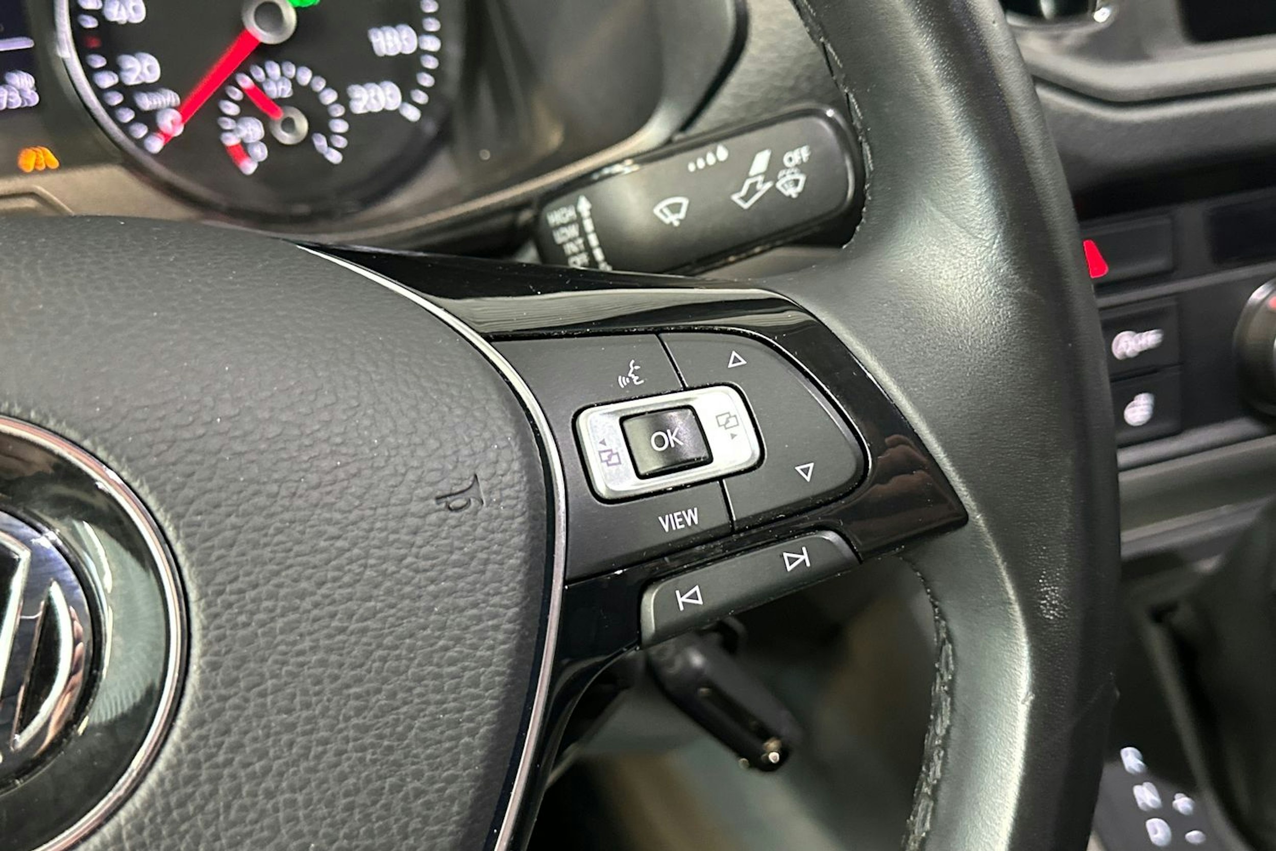 musta Volkswagen Crafter 2023 kuva 19.