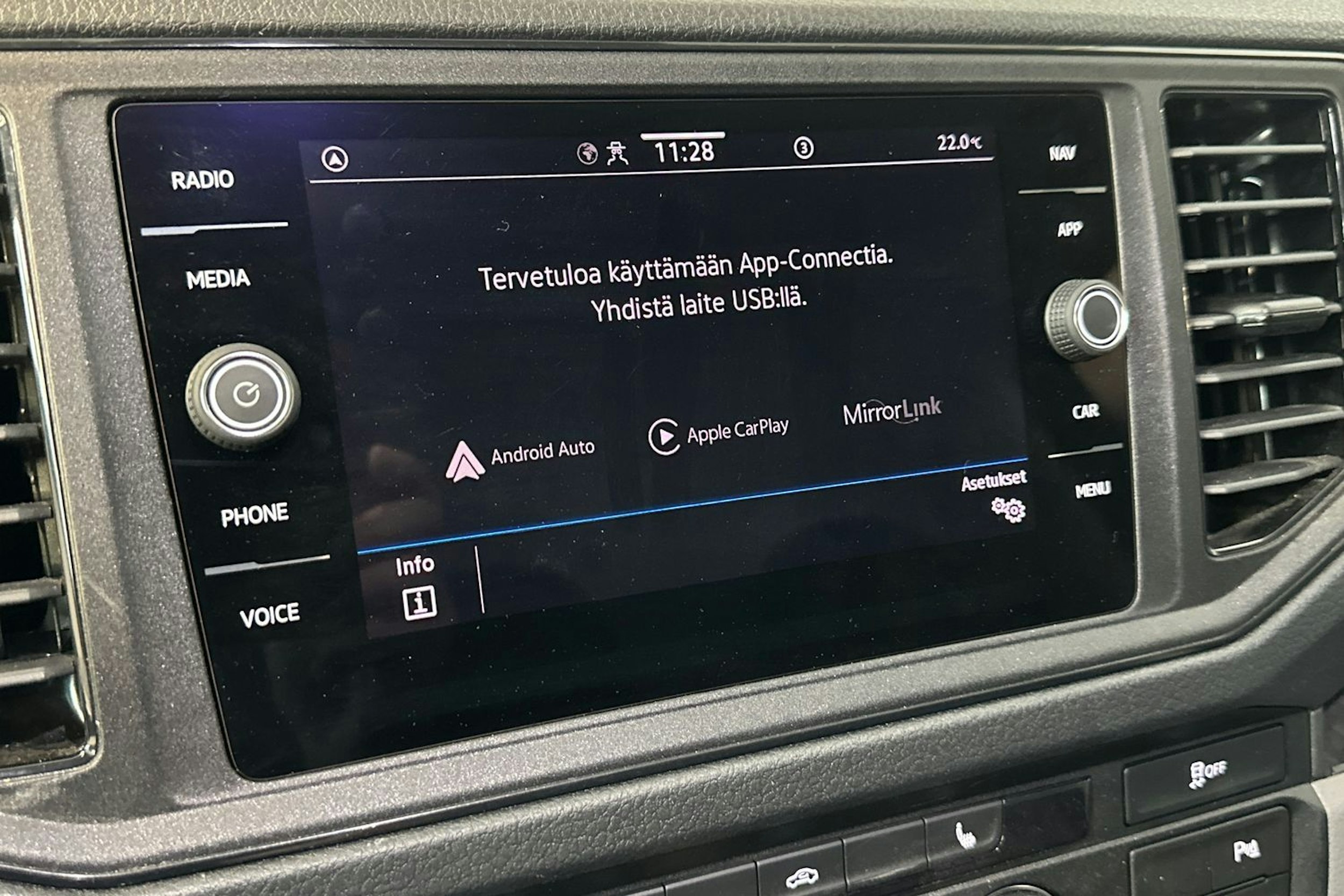 musta Volkswagen Crafter 2023 kuva 24.