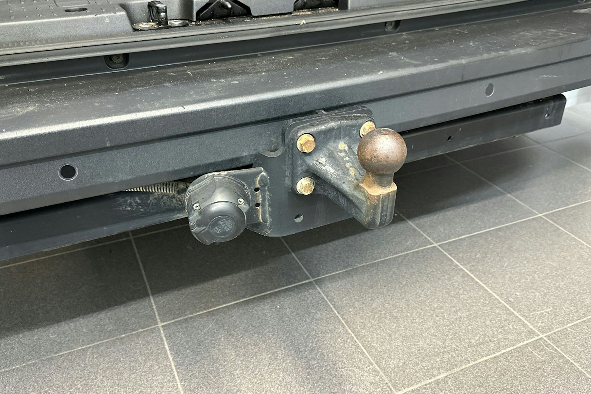 musta Volkswagen Crafter 2023 kuva 27.