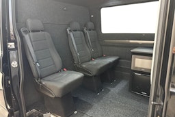 musta Volkswagen Crafter 2023 kuva 10.