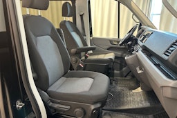 musta Volkswagen Crafter 2023 kuva 13.