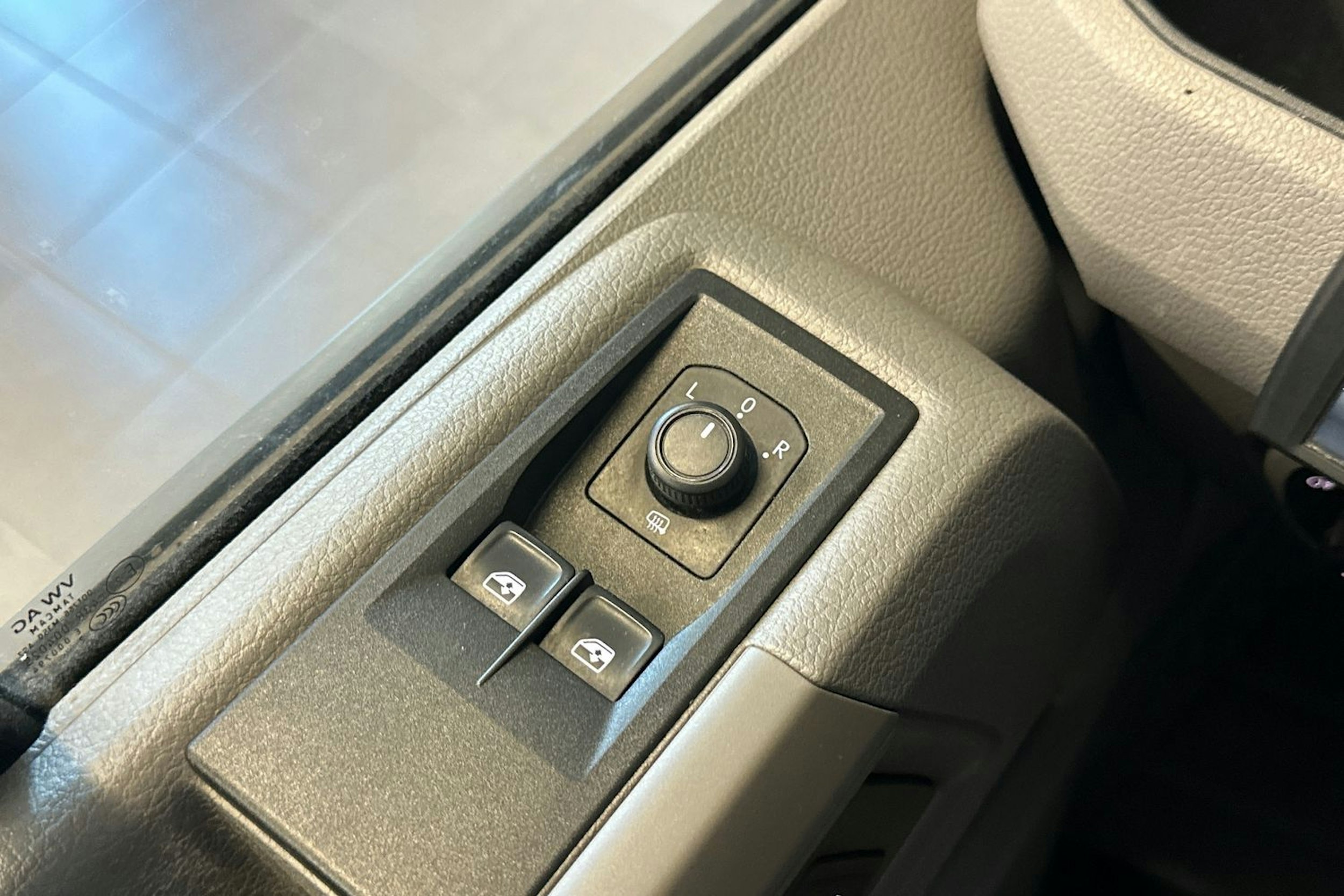 musta Volkswagen Crafter 2023 kuva 14.