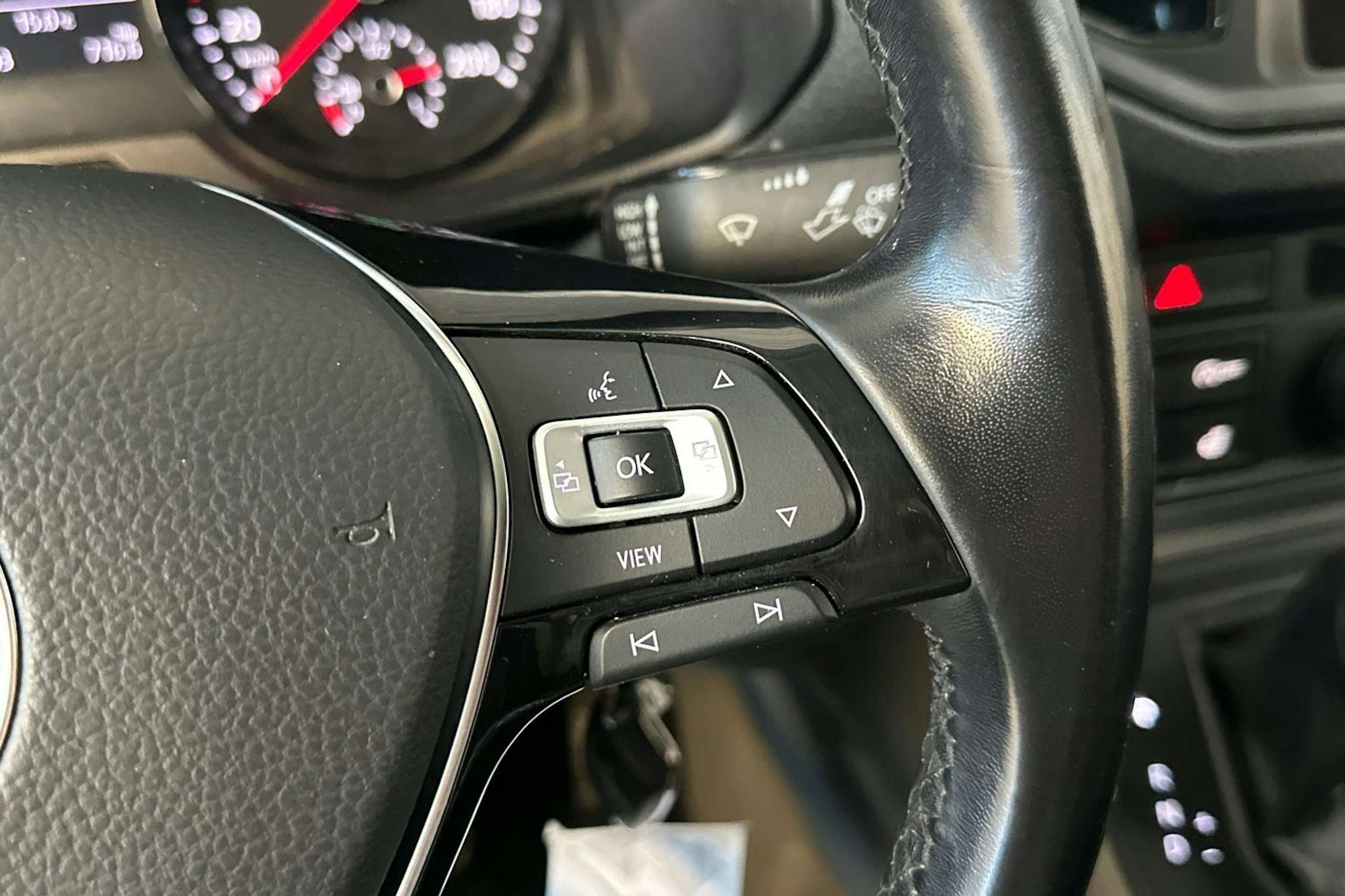 musta Volkswagen Crafter 2023 kuva 18.