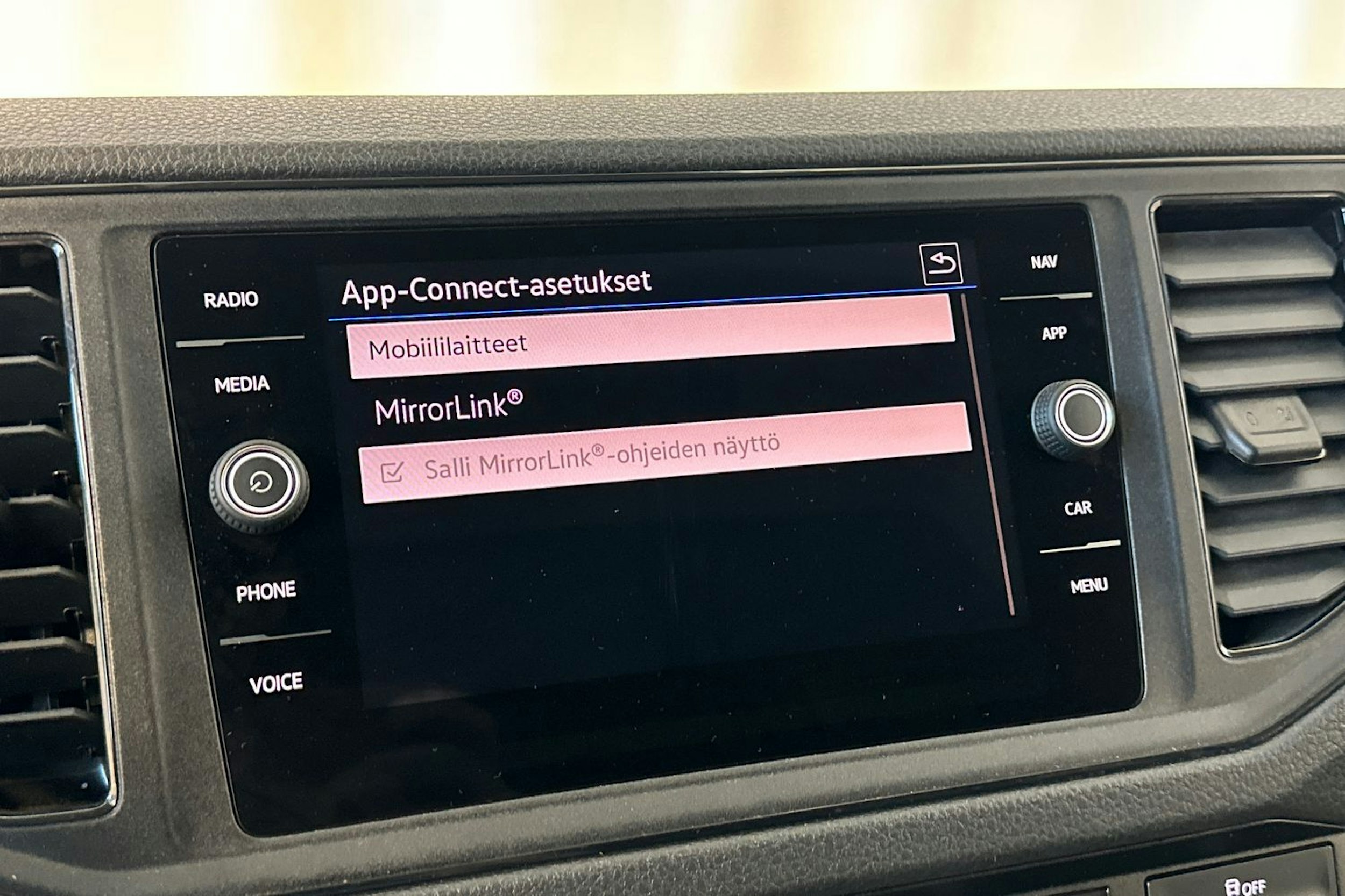 musta Volkswagen Crafter 2023 kuva 22.