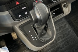 musta Volkswagen Crafter 2023 kuva 26.