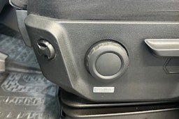 musta Volkswagen Crafter 2023 kuva 28.