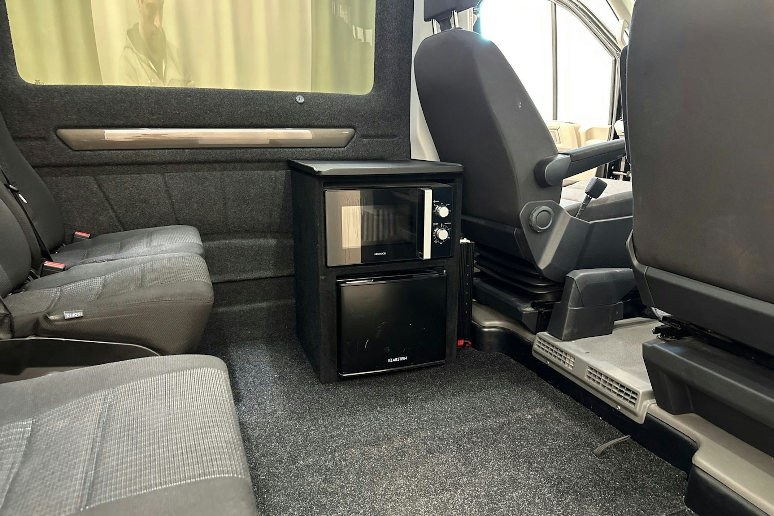 musta Volkswagen Crafter 2023 kuva 30.