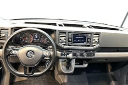 harmaa Volkswagen Crafter 2023 kuva 11.