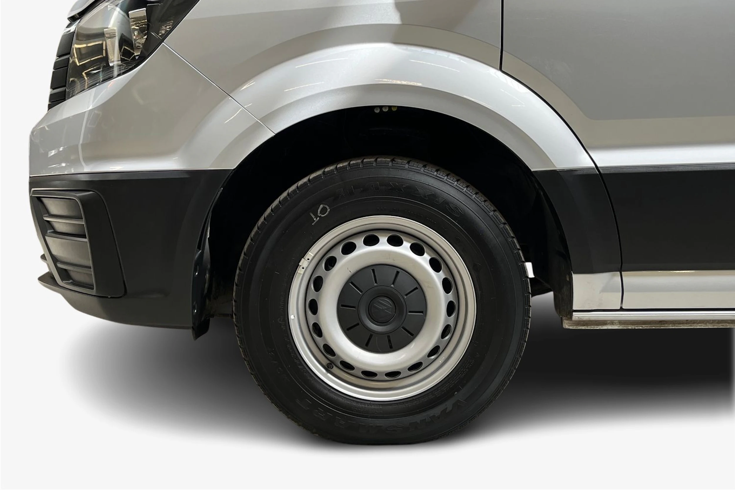 harmaa Volkswagen Crafter 2023 kuva 12.