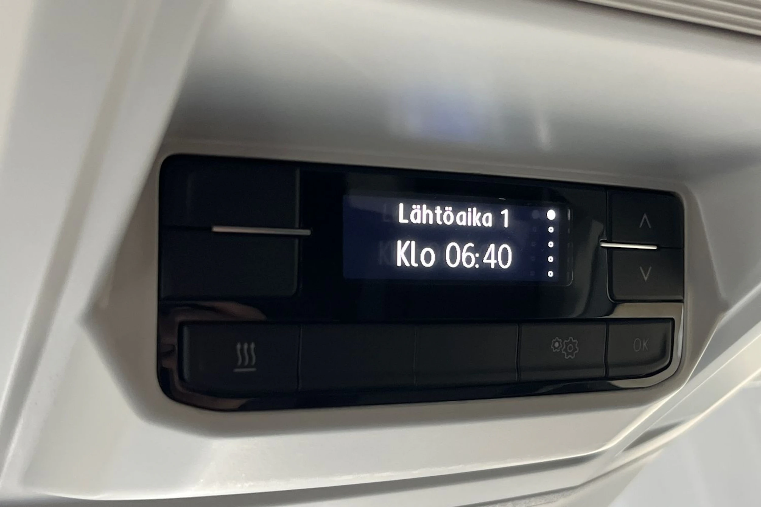 harmaa Volkswagen Crafter 2023 kuva 21.