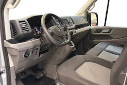harmaa Volkswagen Crafter 2023 kuva 8.