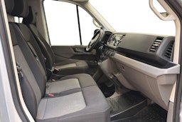 harmaa Volkswagen Crafter 2023 kuva 11.