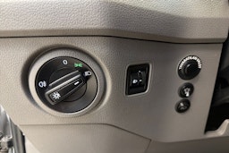 harmaa Volkswagen Crafter 2023 kuva 24.