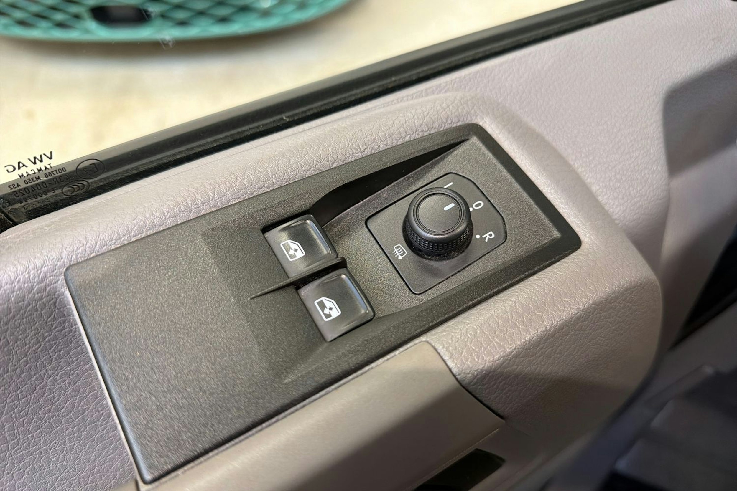 harmaa Volkswagen Crafter 2023 kuva 25.