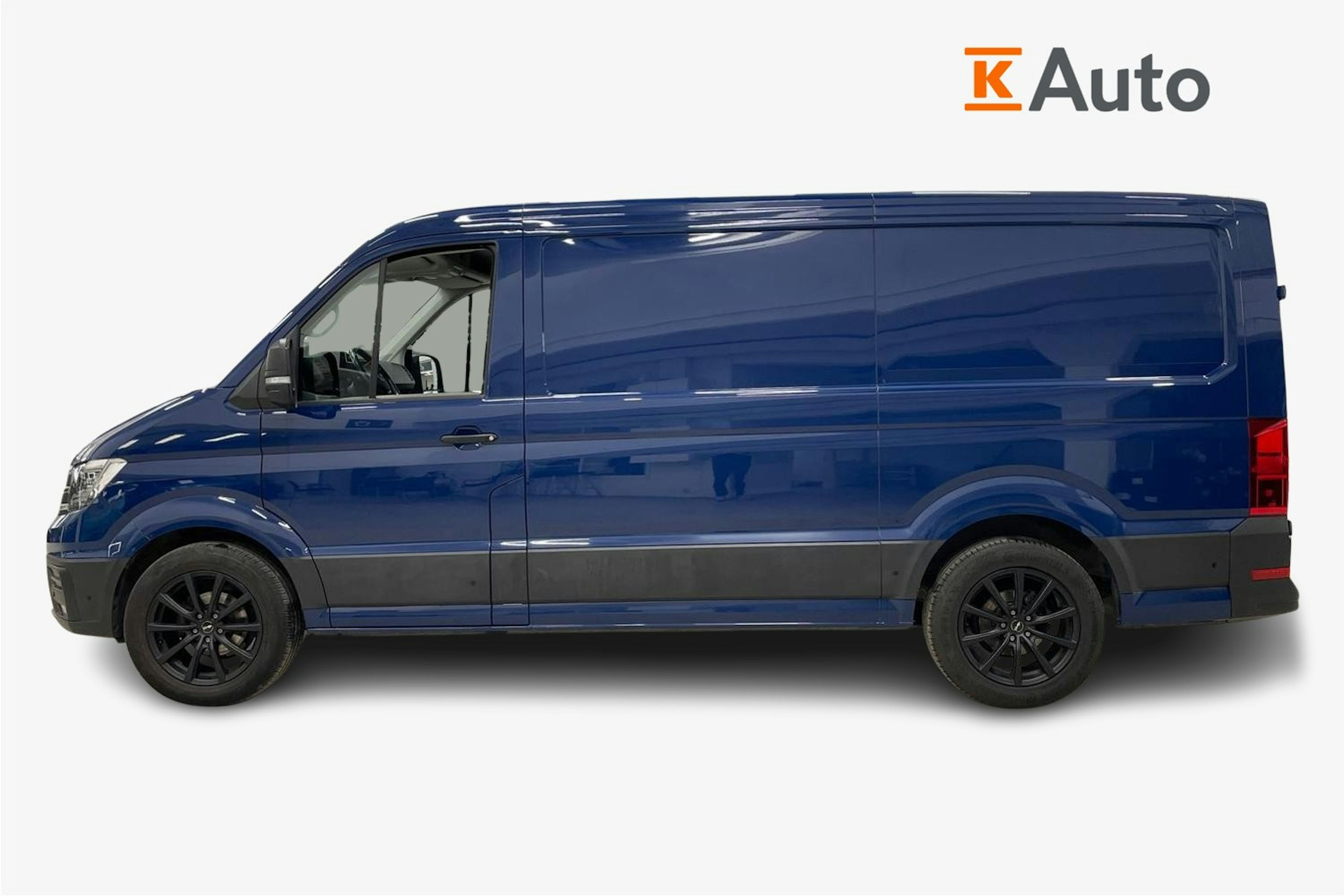 sininen Volkswagen Crafter 2023 kuva 5.