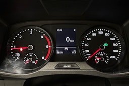 valkoinen Volkswagen Crafter 2023 kuva 17.