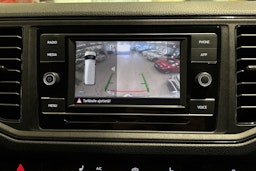 valkoinen Volkswagen Crafter 2023 kuva 20.