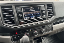 Harmaa Volkswagen CRAFTER 2022 kuva 34.