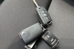 Harmaa Volkswagen CRAFTER 2022 kuva 39.