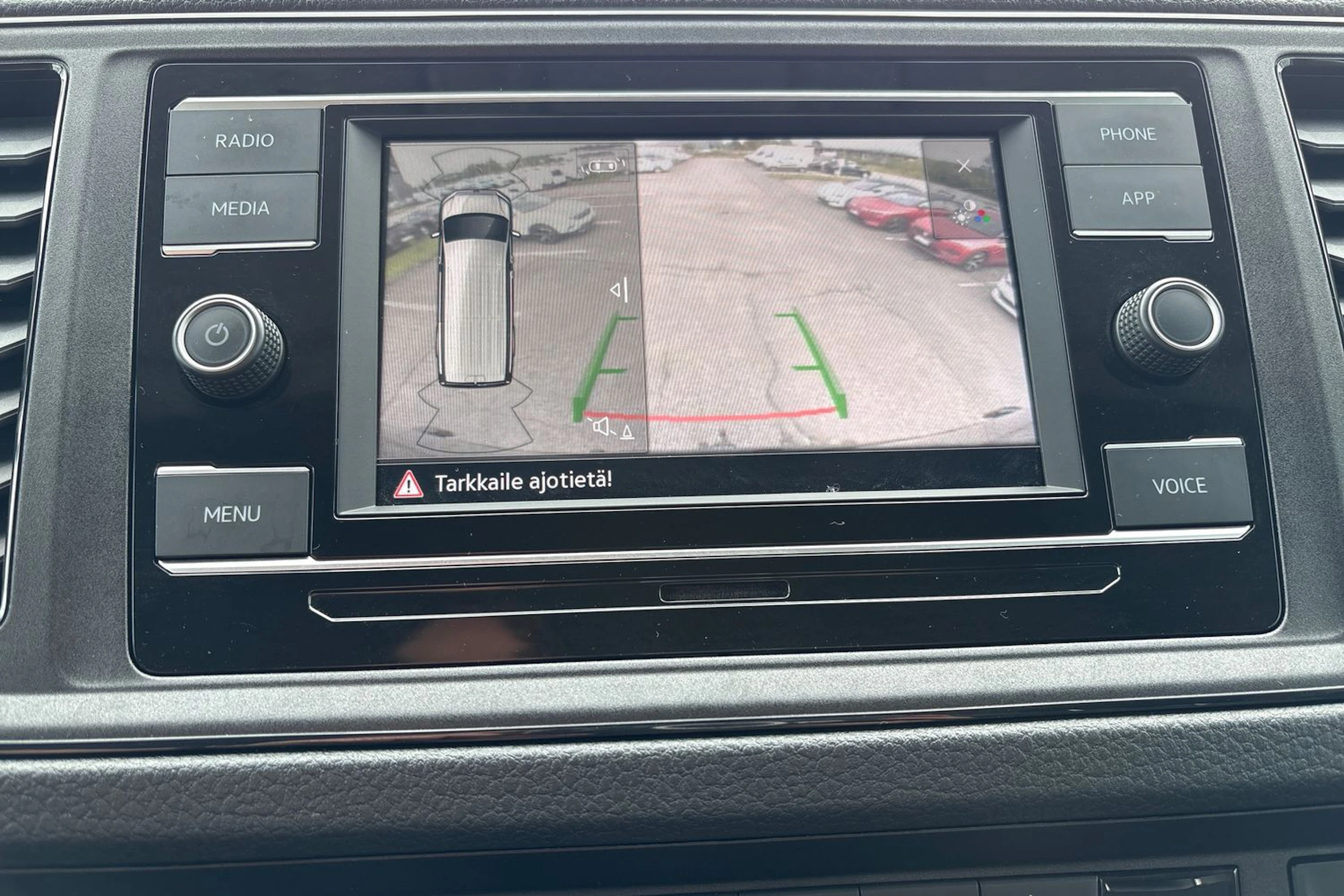 musta Volkswagen Crafter 2023 kuva 12.