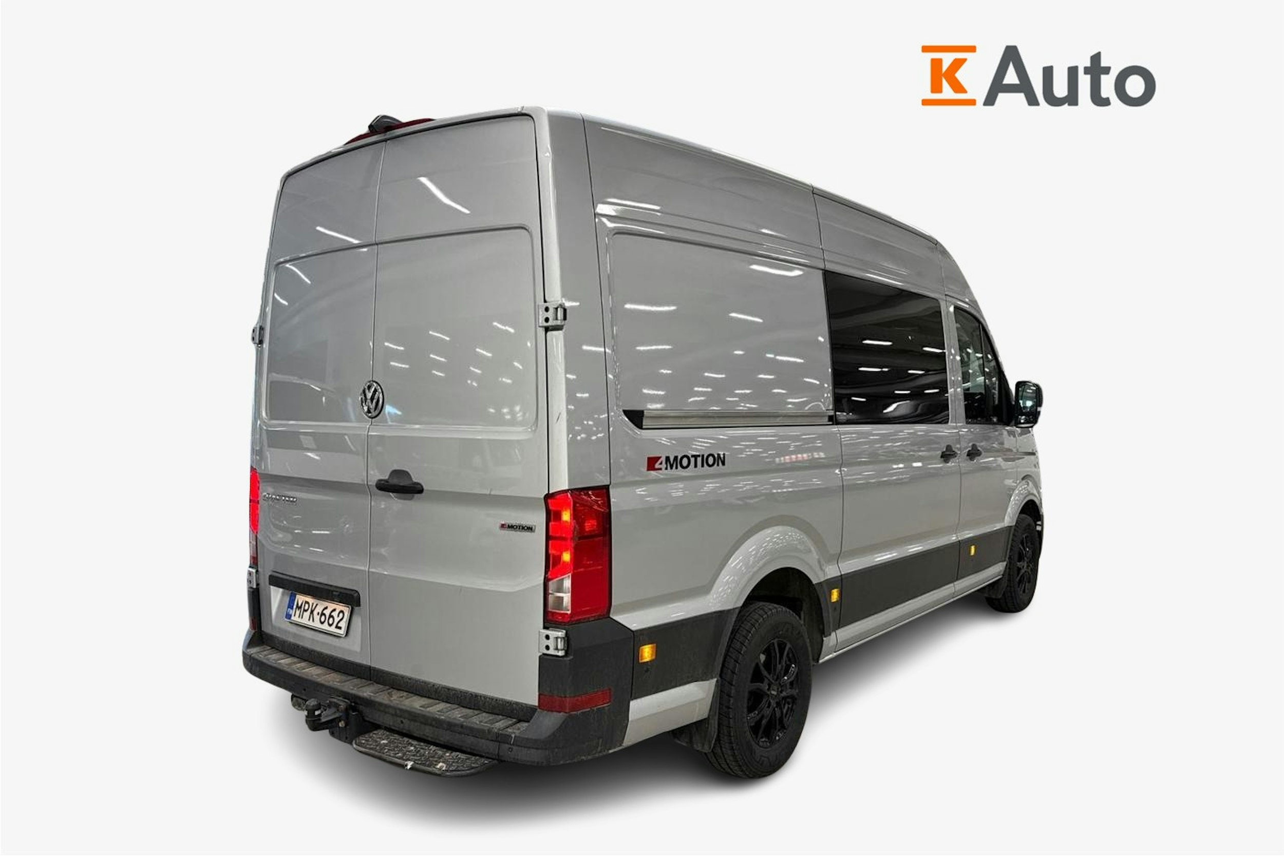 met. harmaa Volkswagen Crafter 2024 kuva 2.