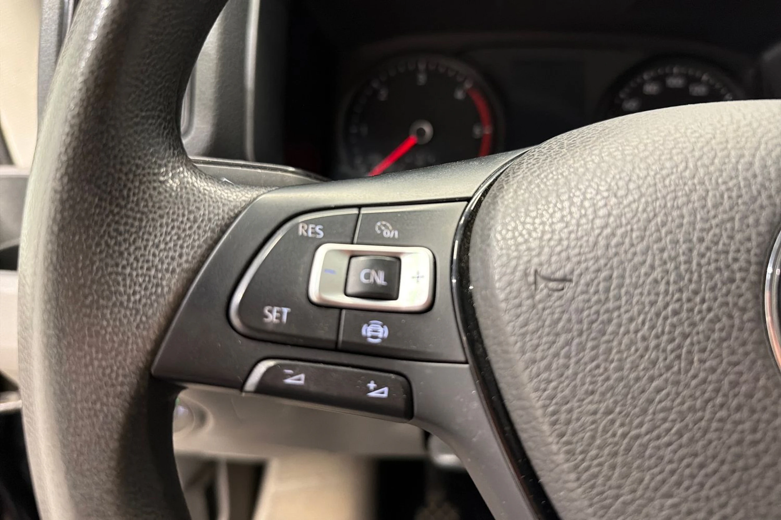 musta Volkswagen Crafter 2023 kuva 16.