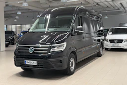 musta Volkswagen Crafter 2023 kuva 27.