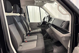 musta Volkswagen Crafter 2023 kuva 20.
