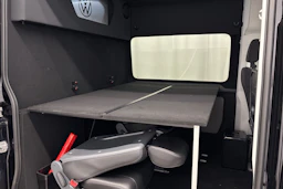 musta Volkswagen Crafter 2023 kuva 25.