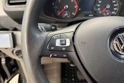 musta Volkswagen Crafter 2023 kuva 15.