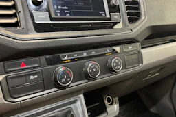musta Volkswagen Crafter 2023 kuva 20.