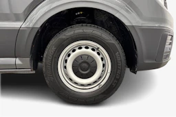 harmaa Volkswagen Crafter 2023 kuva 9.