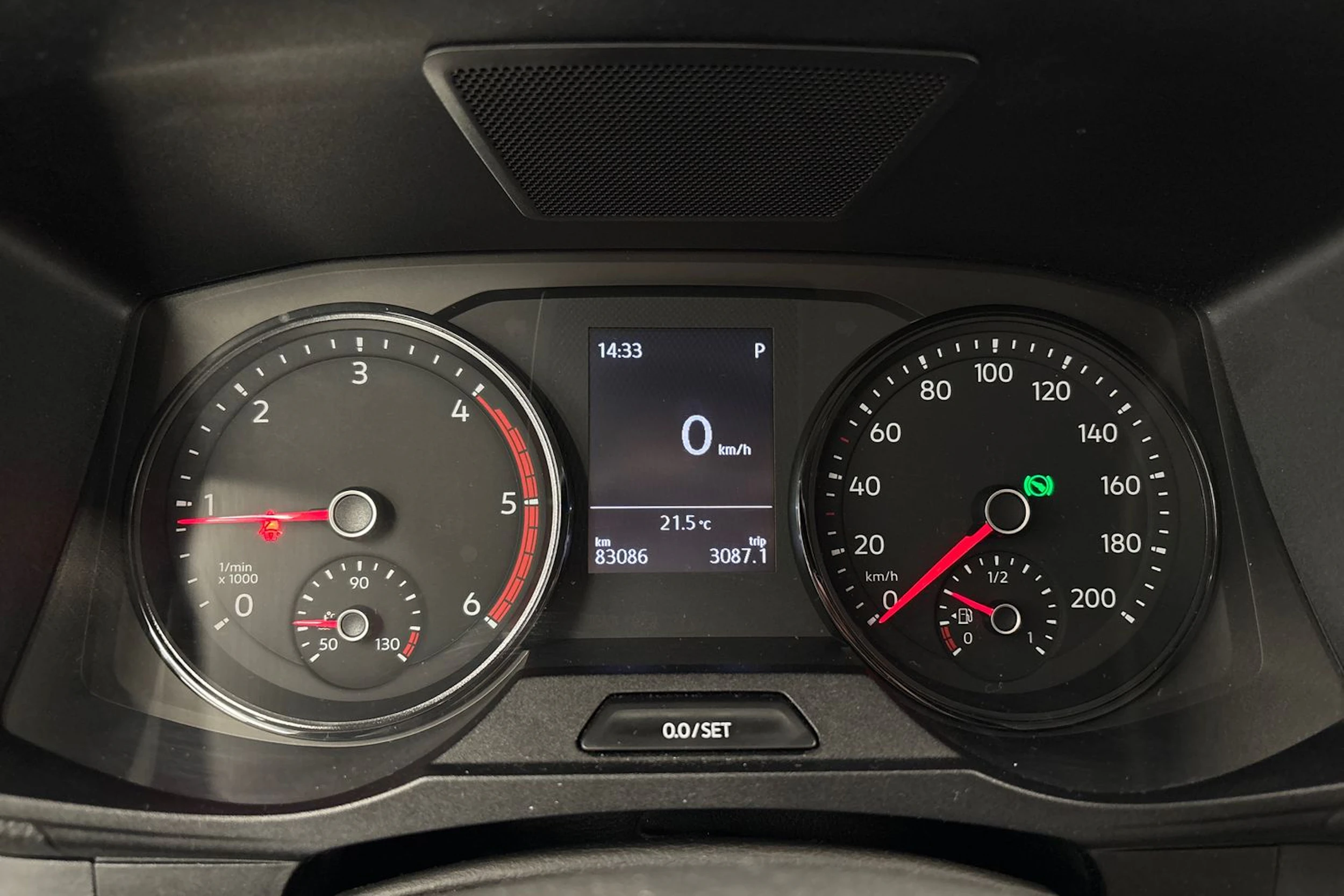 harmaa Volkswagen Crafter 2023 kuva 10.