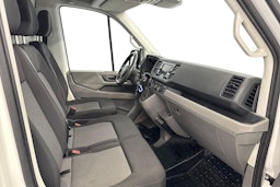 valkoinen Volkswagen Crafter 2023 kuva 9.