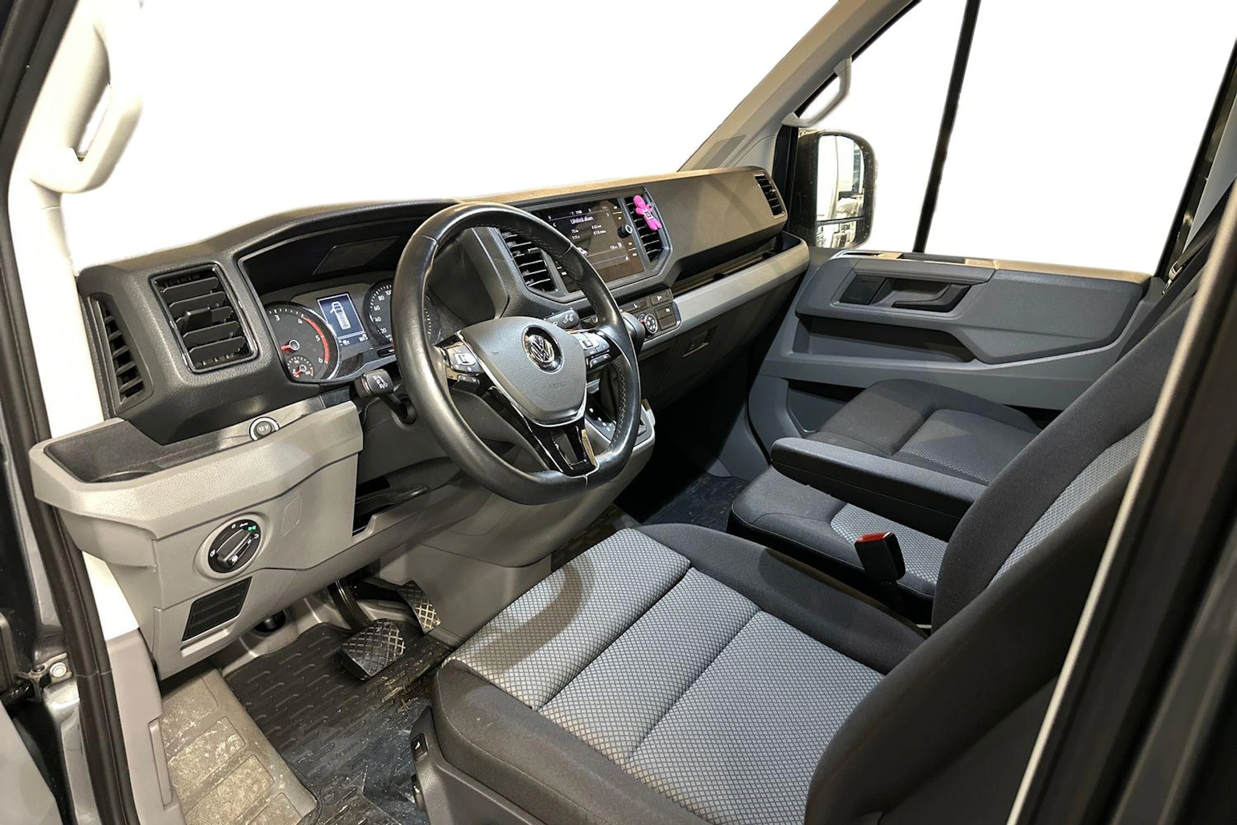 harmaa Volkswagen Crafter 2023 kuva 3.