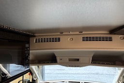 musta Volkswagen Crafter 2023 kuva 20.